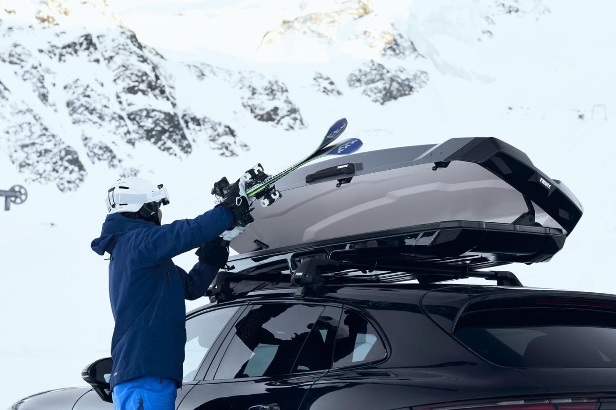 Porte-skis sur barres de toit SnowPack Extender THULE - Feu Vert